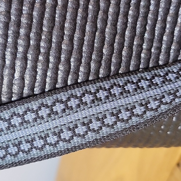 OlovesM geometric black and white Bernie adjustable strap recycled crossbody - Picture 2 of 12